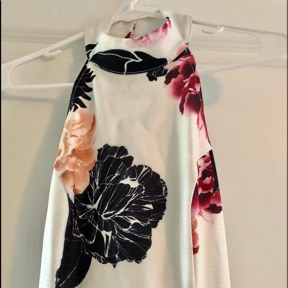 Beautiful WINDSOR floral dress, size small - Picture 2 of 7